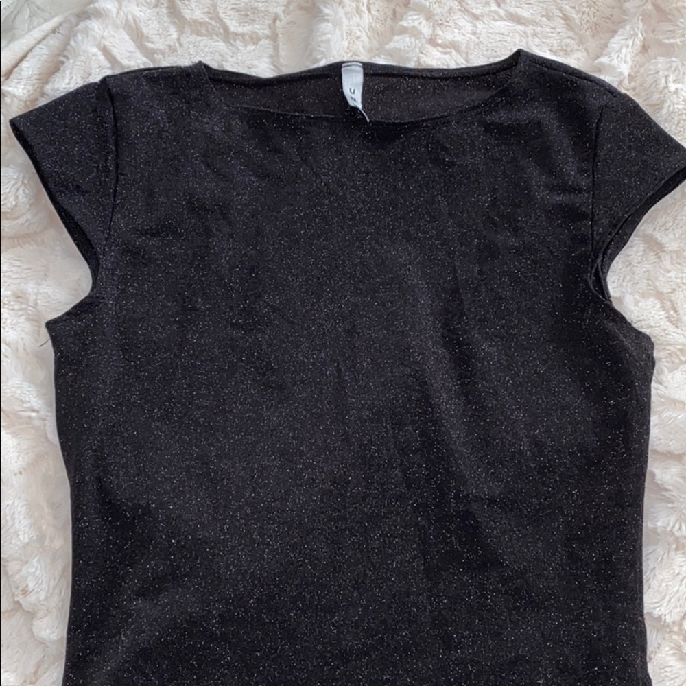 Unyx black top